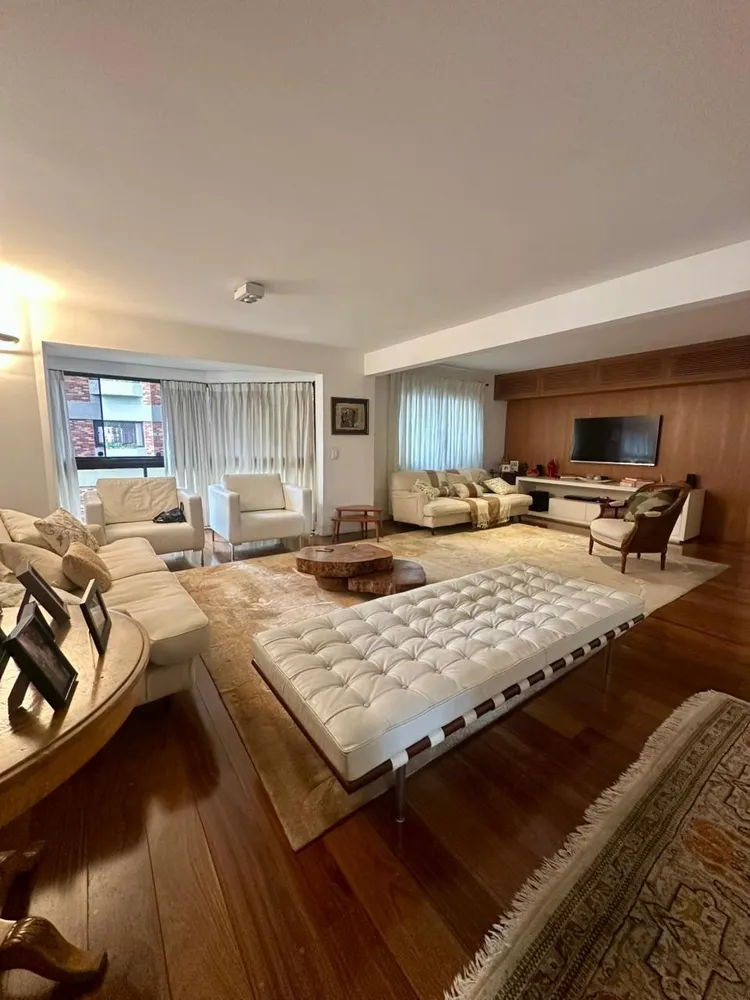 Apartamento, 3 quartos, 210 m² - Foto 2