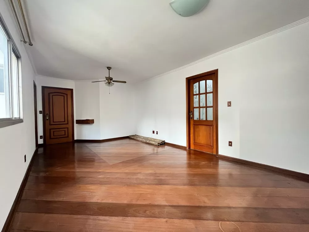 Apartamento à venda com 3 quartos, 90m² - Foto 1