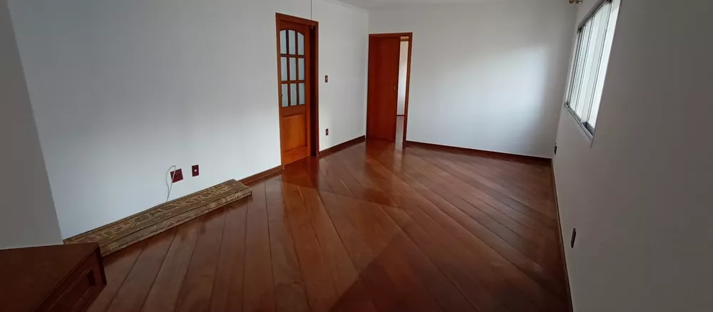 Apartamento à venda com 3 quartos, 90m² - Foto 3