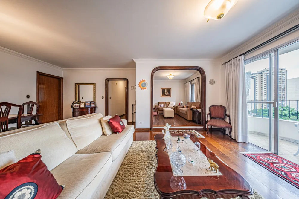 Apartamento, 3 quartos, 160 m² - Foto 1