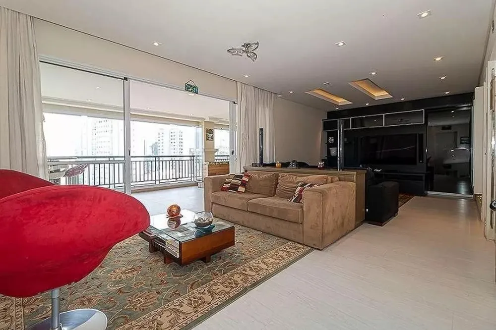 Apartamento, 3 quartos, 184 m² - Foto 2