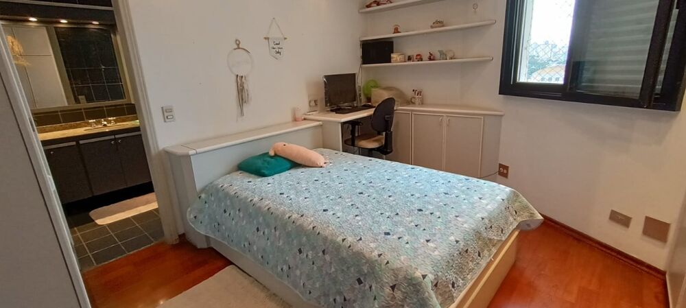 Apartamento, 4 quartos, 200 m² - Foto 1