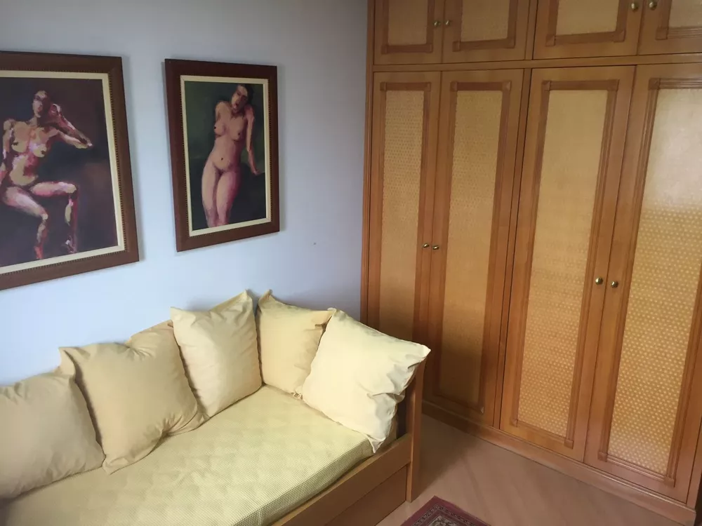 Apartamento à venda com 4 quartos, 200m² - Foto 3