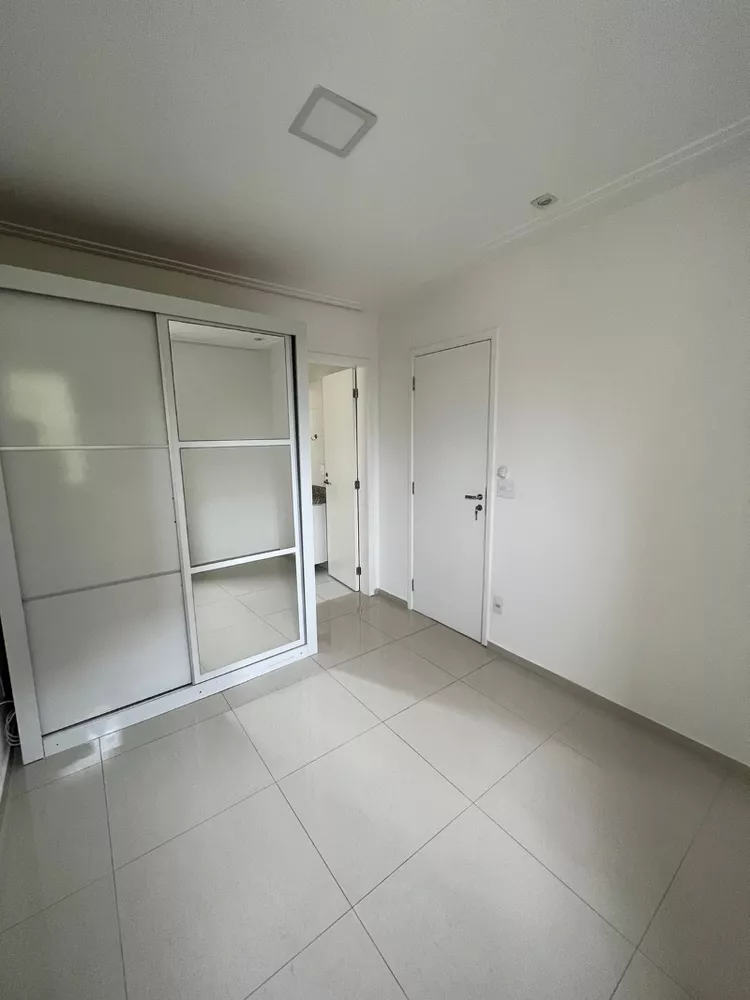 Apartamento à venda com 2 quartos, 87m² - Foto 2