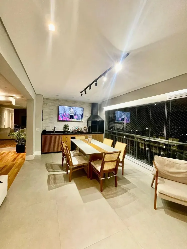 Apartamento, 3 quartos, 122 m² - Foto 1