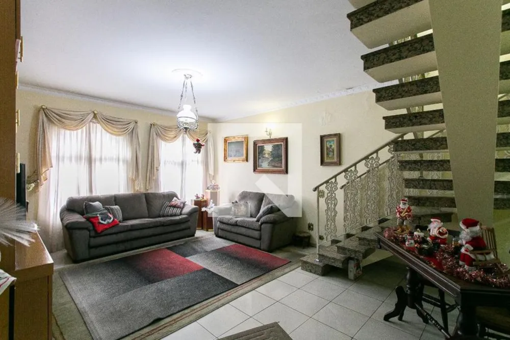 Casa, 3 quartos, 250 m² - Foto 1