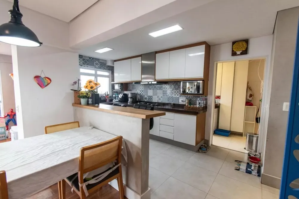 Cobertura, 3 quartos, 243 m² - Foto 4