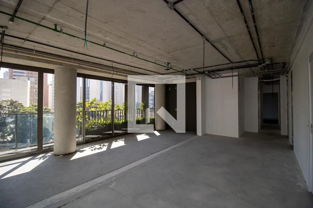 Apartamento, 3 quartos, 209 m² - Foto 1