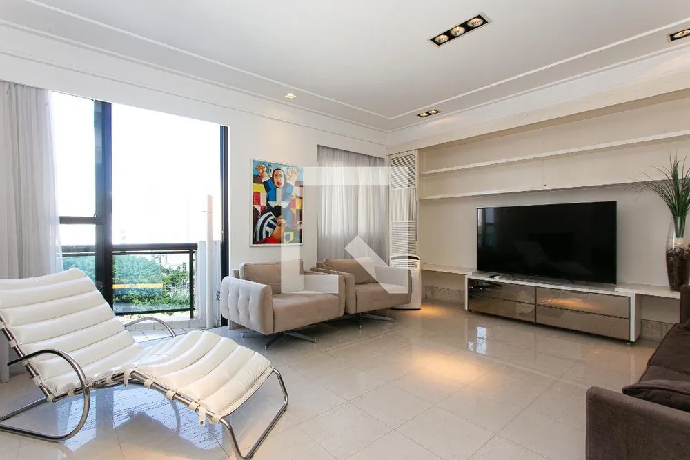 Apartamento, 3 quartos, 140 m² - Foto 1