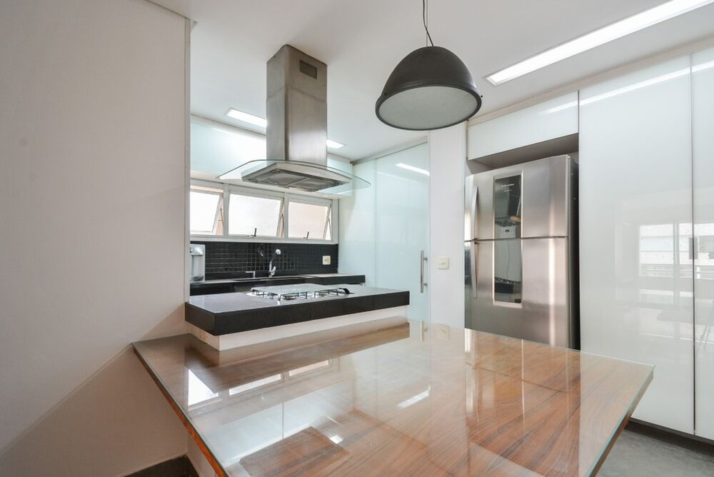 Apartamento à venda com 4 quartos, 104m² - Foto 1