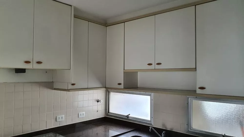 Apartamento à venda com 3 quartos, 195m² - Foto 4