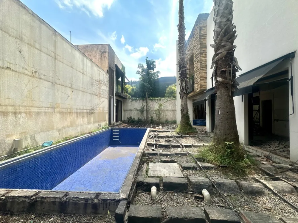 Casa, 4 quartos, 840 m² - Foto 1