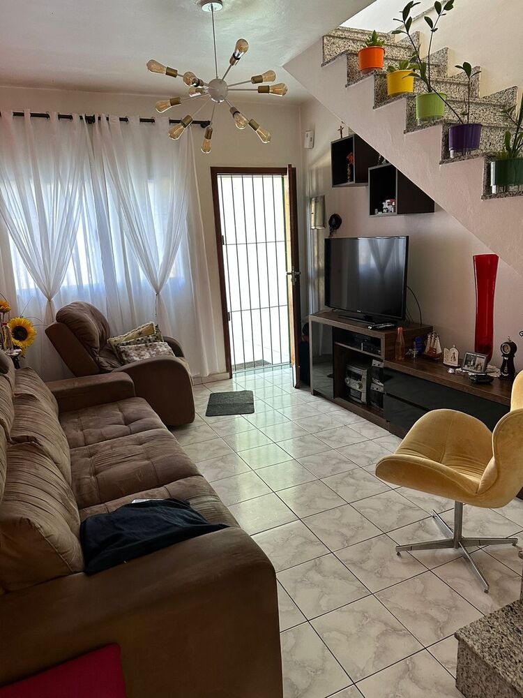 Casa, 3 quartos, 191 m² - Foto 2