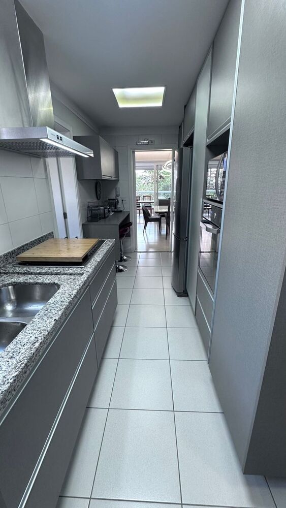 Apartamento à venda com 3 quartos, 145m² - Foto 10