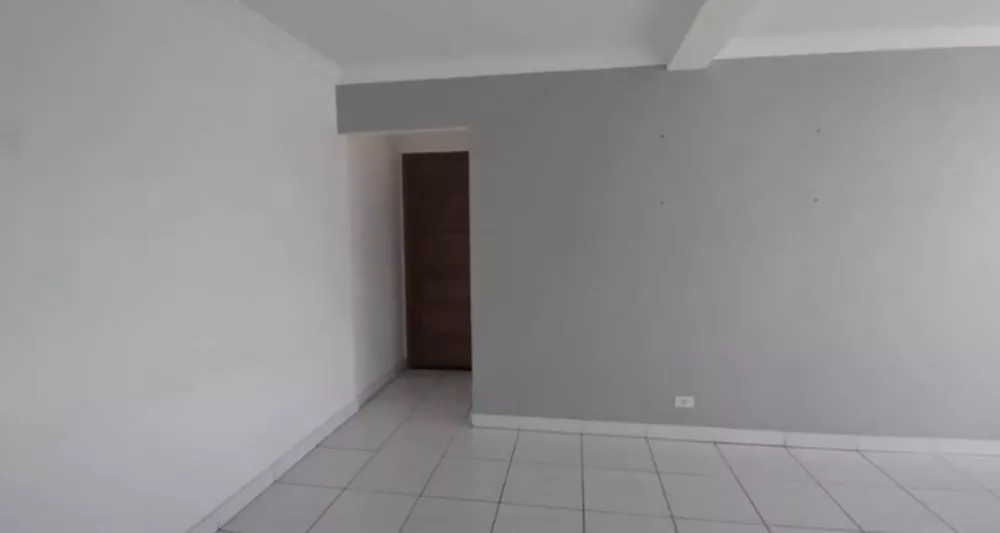 Apartamento à venda com 3 quartos, 80m² - Foto 2