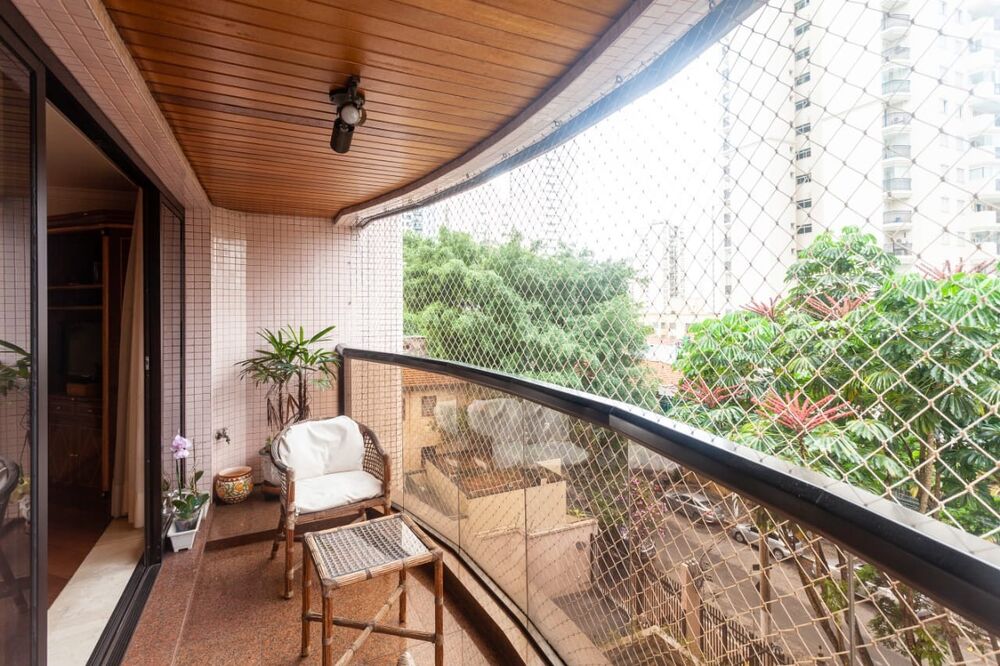 Apartamento à venda com 3 quartos, 156m² - Foto 18