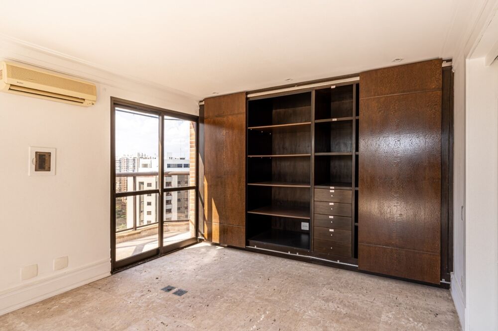 Cobertura à venda com 4 quartos, 591m² - Foto 2