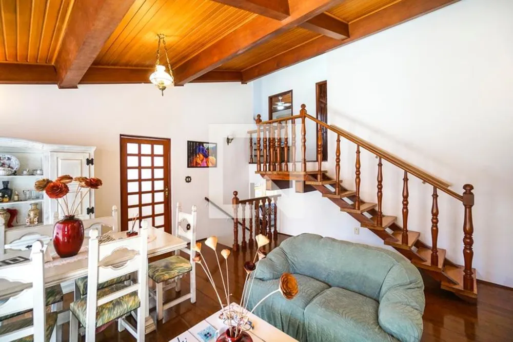 Casa, 3 quartos, 200 m² - Foto 2