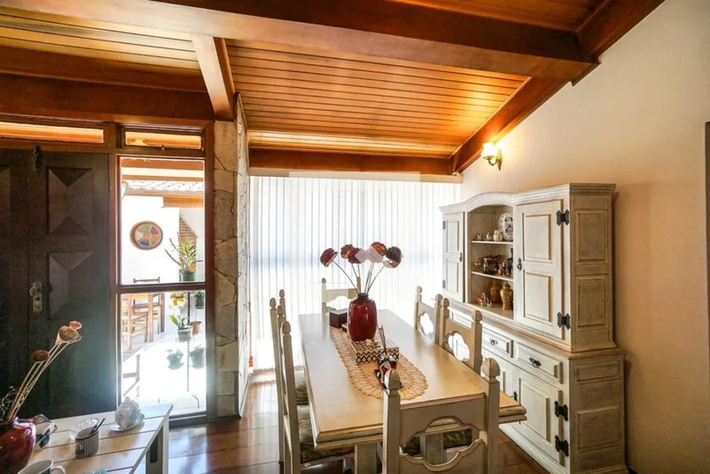 Casa, 3 quartos, 200 m² - Foto 4