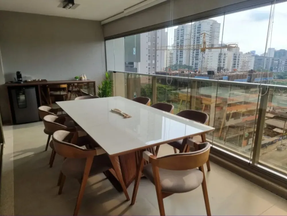 Apartamento, 3 quartos, 140 m² - Foto 1