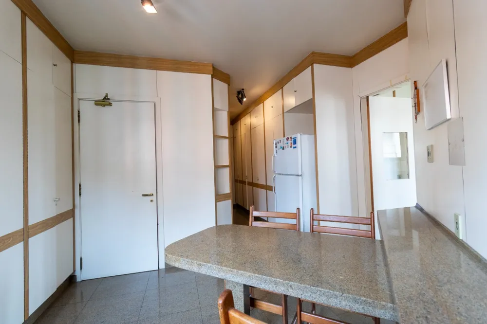 Apartamento, 3 quartos, 330 m² - Foto 8