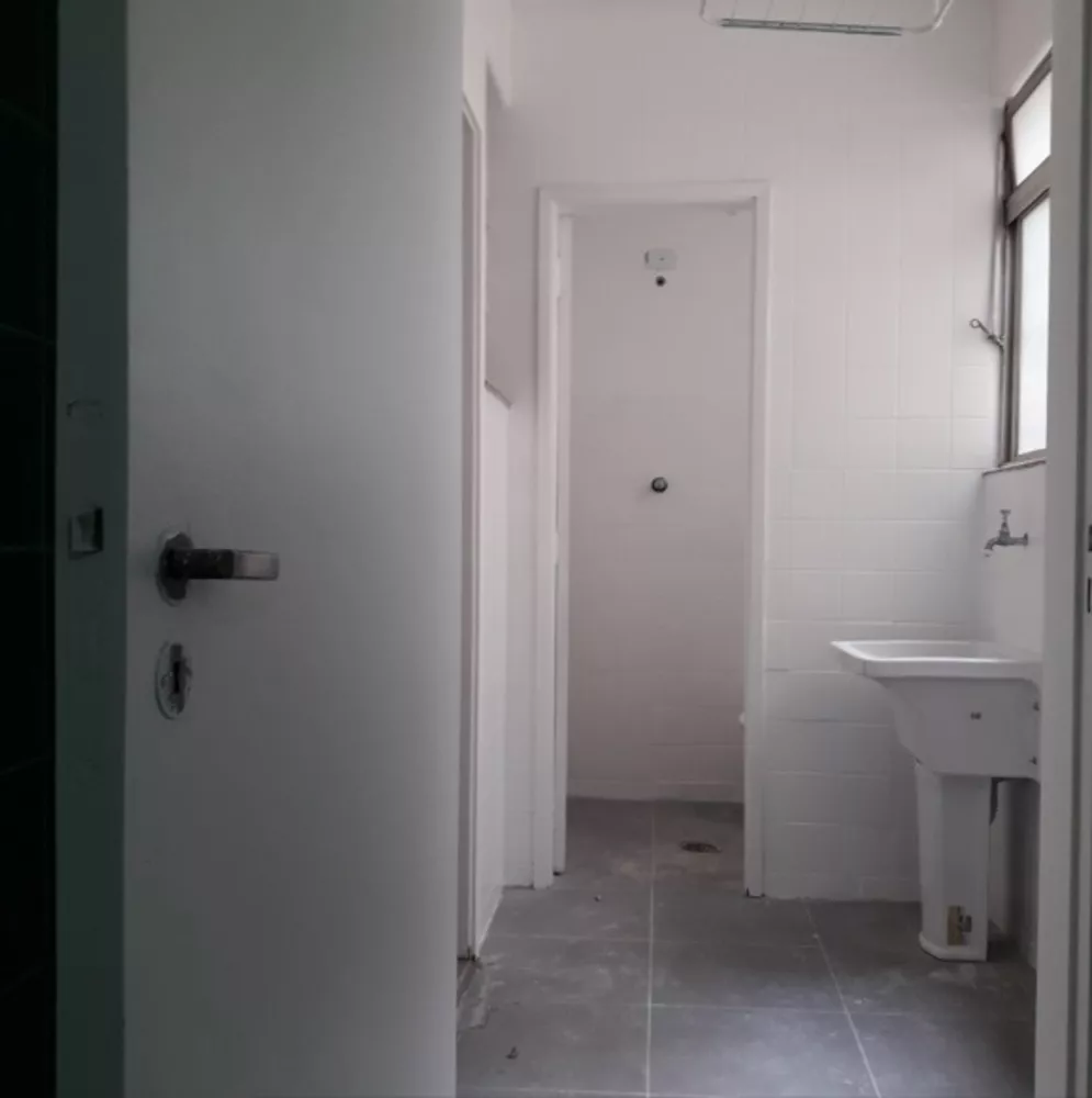 Apartamento à venda com 2 quartos, 104m² - Foto 2