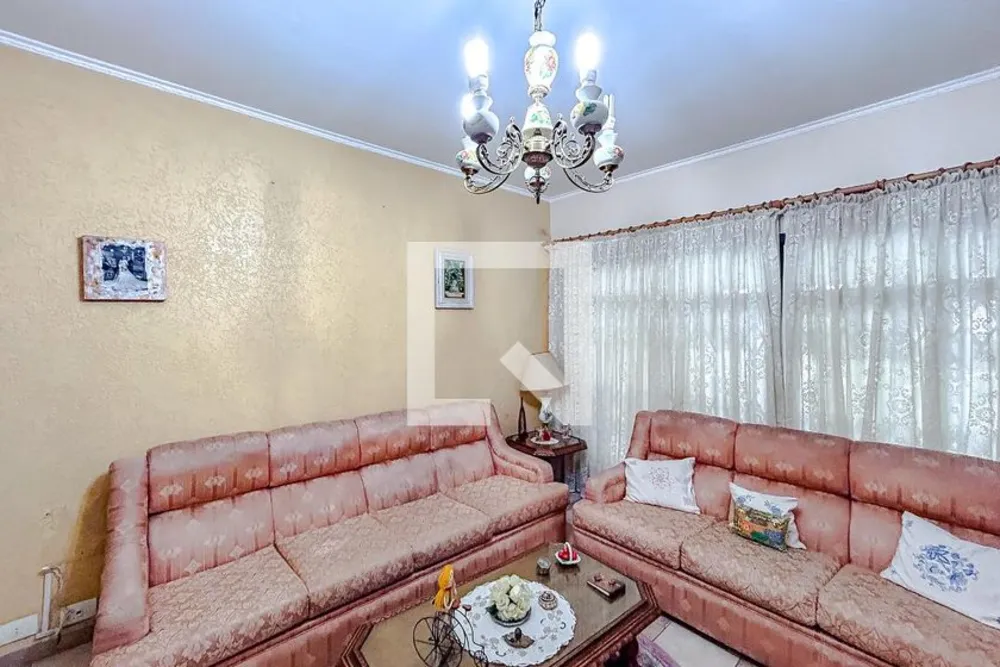 Casa, 4 quartos, 245 m² - Foto 1