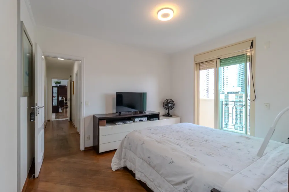 Apartamento, 3 quartos, 240 m² - Foto 6