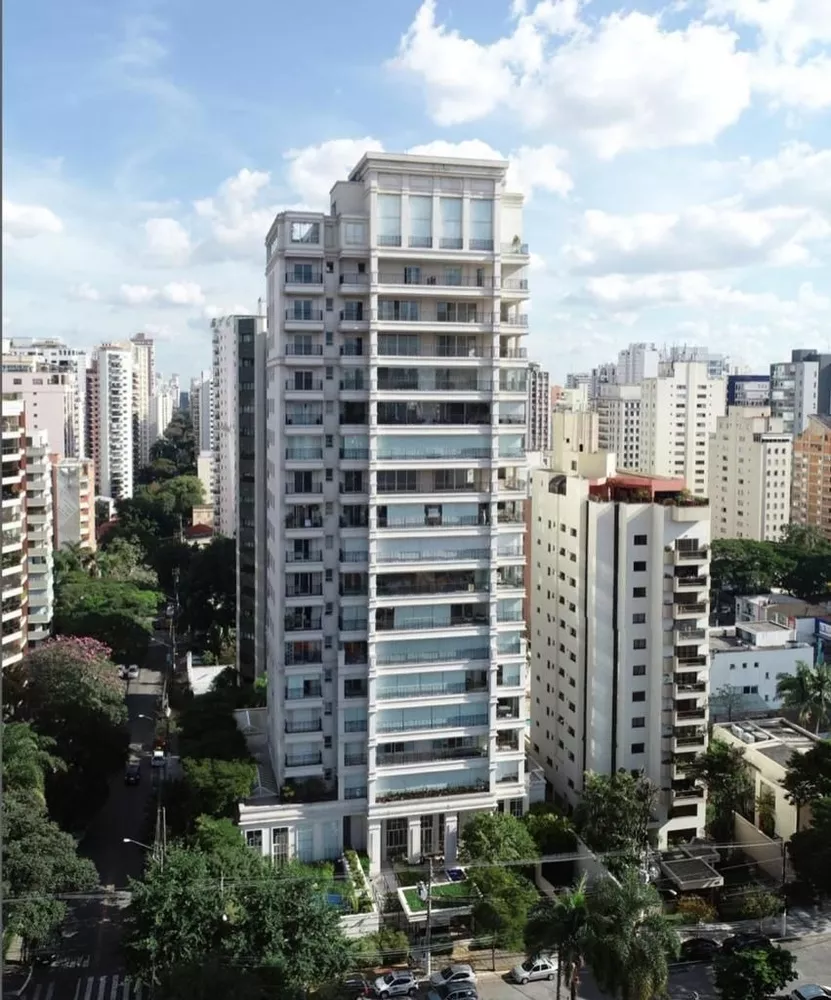 Apartamento à venda com 3 quartos, 405m² - Foto 1