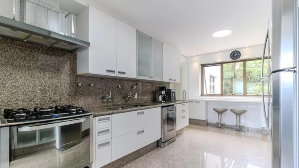 Apartamento, 3 quartos, 303 m² - Foto 3
