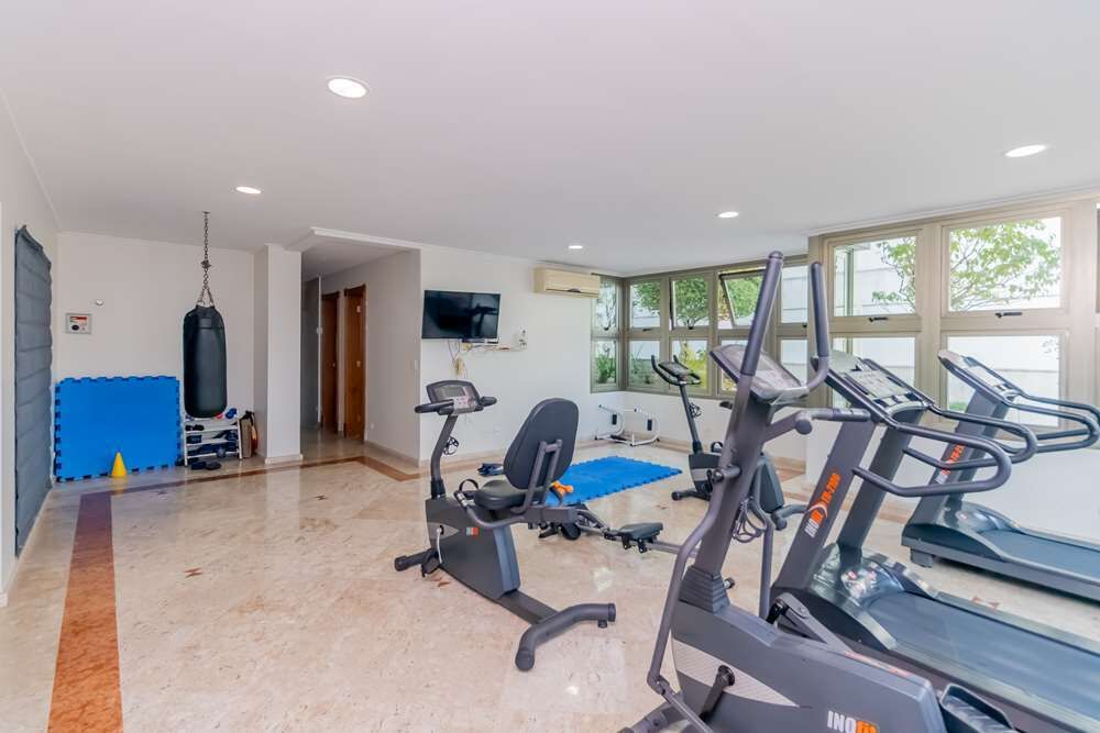 Apartamento, 4 quartos, 228 m² - Foto 1