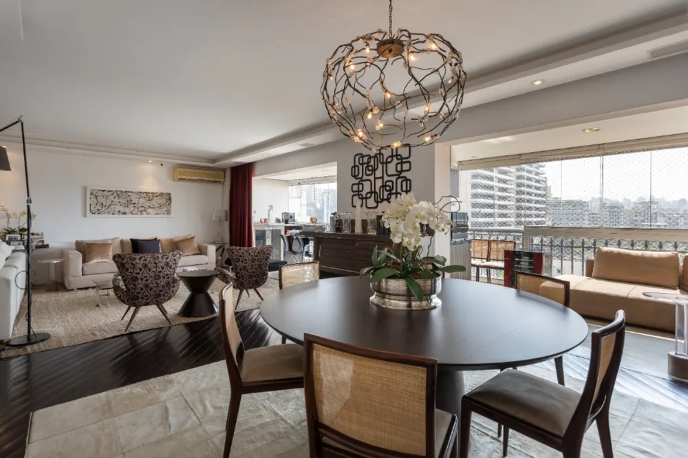 Apartamento, 3 quartos, 220 m² - Foto 2
