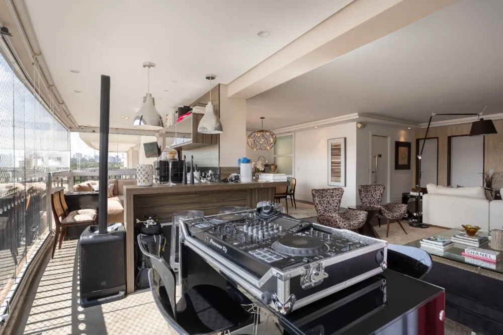 Apartamento, 3 quartos, 220 m² - Foto 4