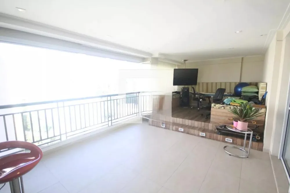 Apartamento, 3 quartos, 184 m² - Foto 2
