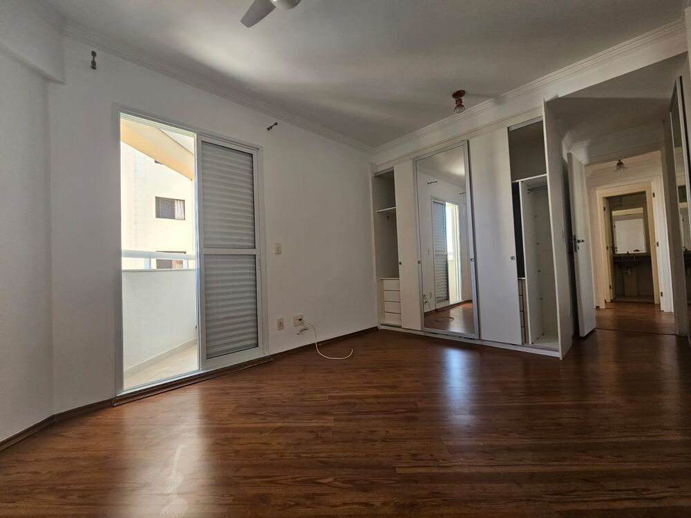 Apartamento à venda com 3 quartos, 127m² - Foto 5