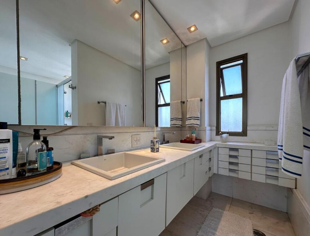 Apartamento, 3 quartos, 240 m² - Foto 4