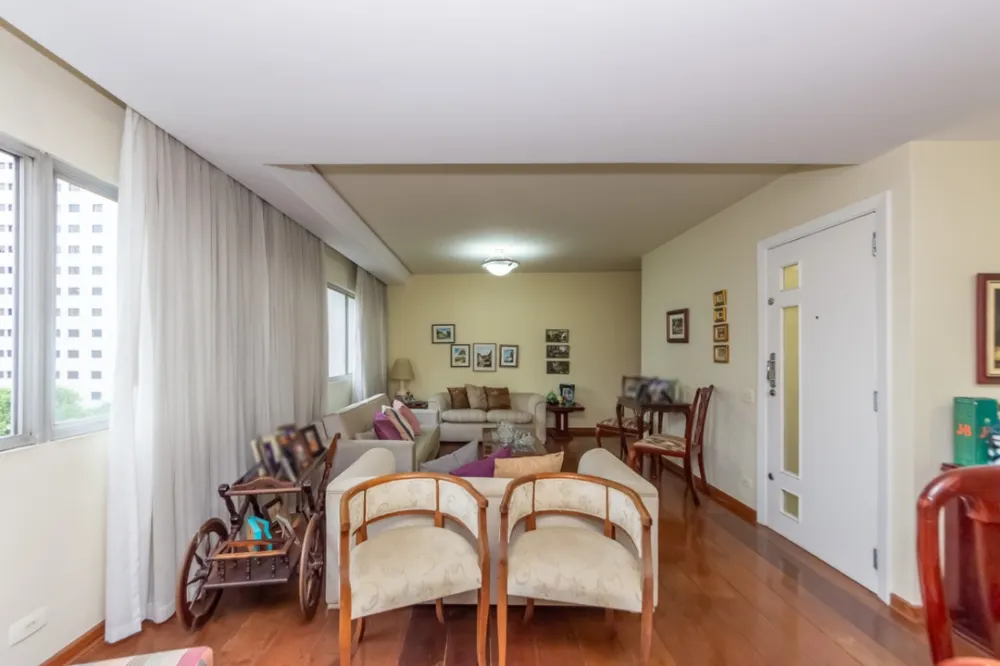 Apartamento, 3 quartos, 200 m² - Foto 2