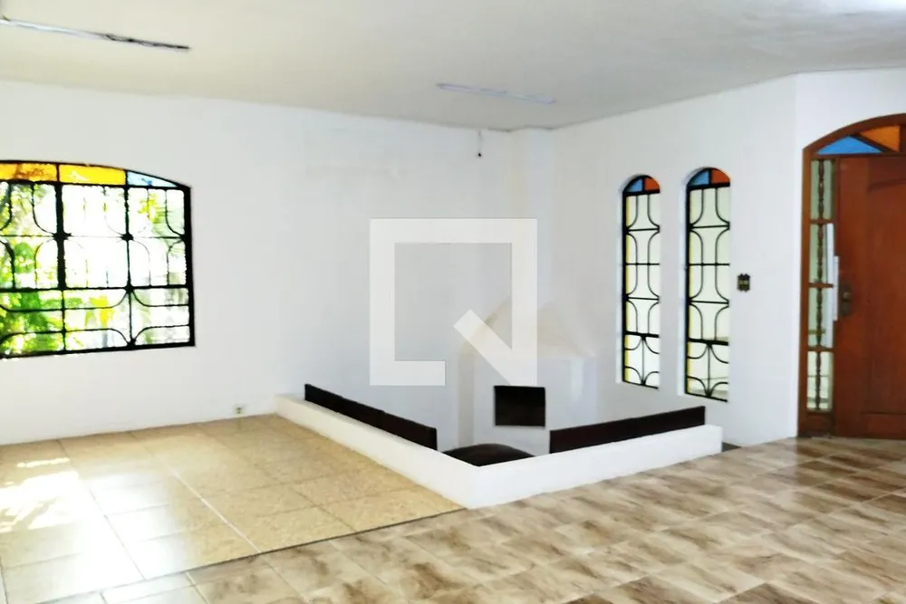 Casa, 3 quartos, 330 m² - Foto 2