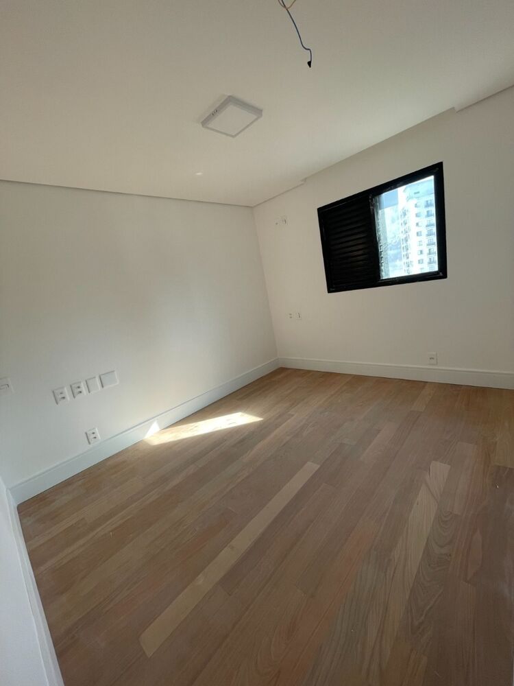 Apartamento, 3 quartos, 220 m² - Foto 3