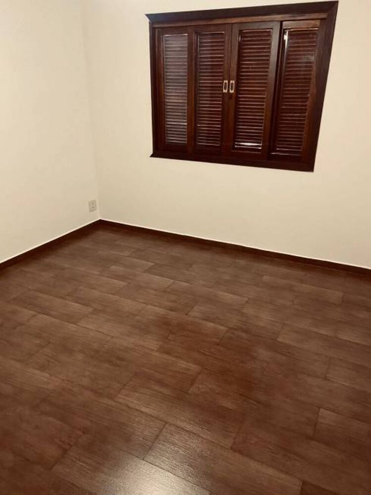 Casa, 3 quartos, 200 m² - Foto 4
