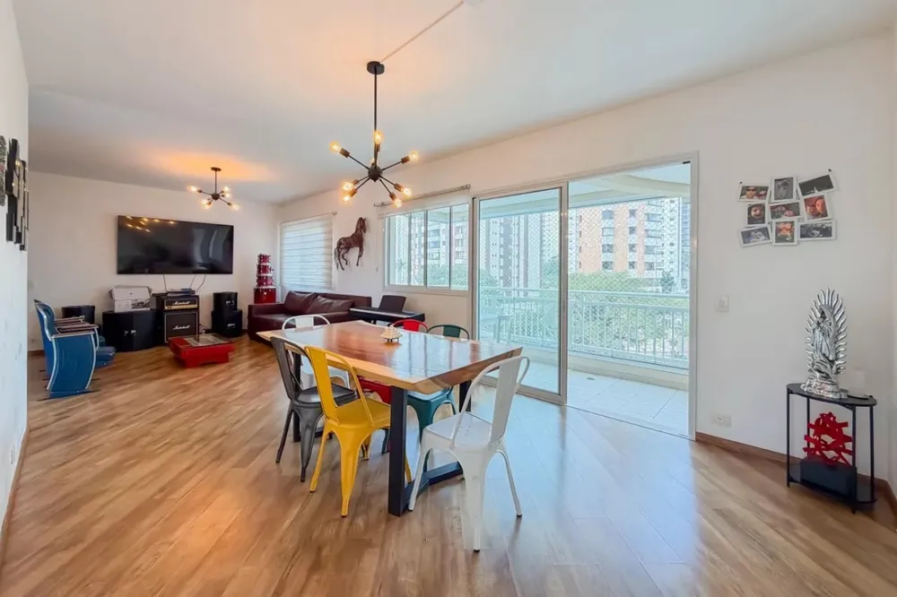 Apartamento, 3 quartos, 145 m² - Foto 1