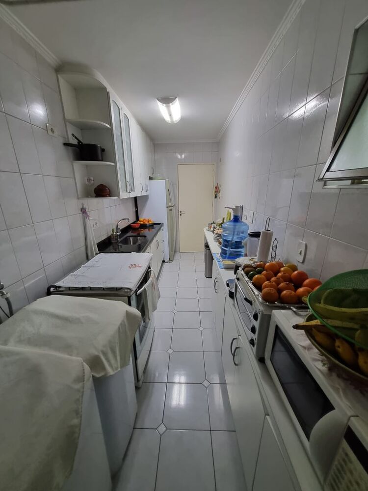 Apartamento à venda com 3 quartos, 75m² - Foto 3