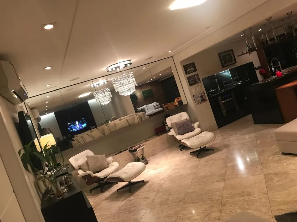 Apartamento, 3 quartos, 210 m² - Foto 4