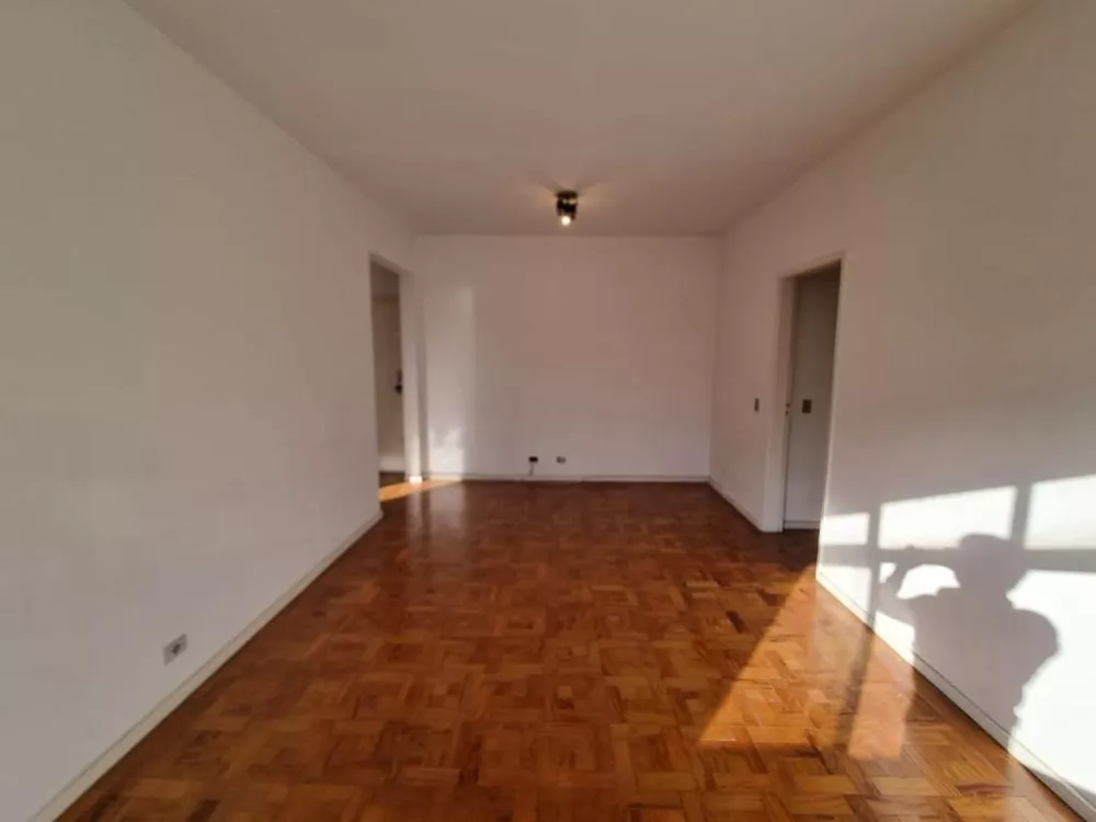 Apartamento à venda com 3 quartos, 105m² - Foto 1