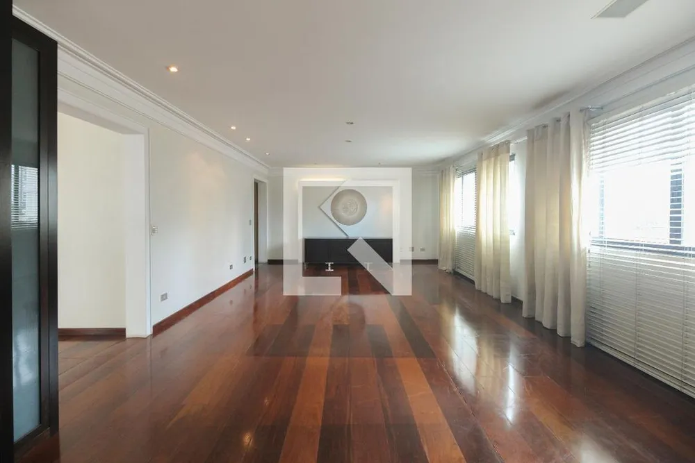 Apartamento, 3 quartos, 280 m² - Foto 1