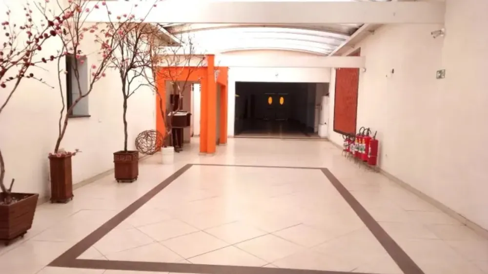 Loja-Salão, 693 m² - Foto 1