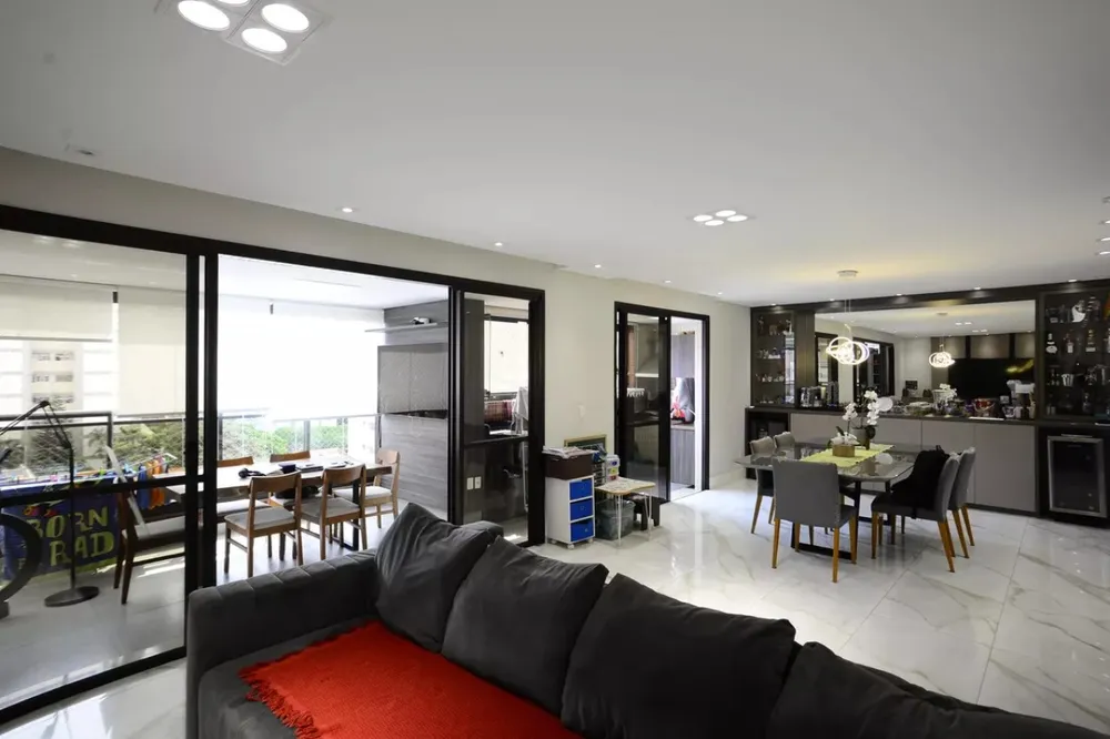 Apartamento, 4 quartos, 210 m² - Foto 2