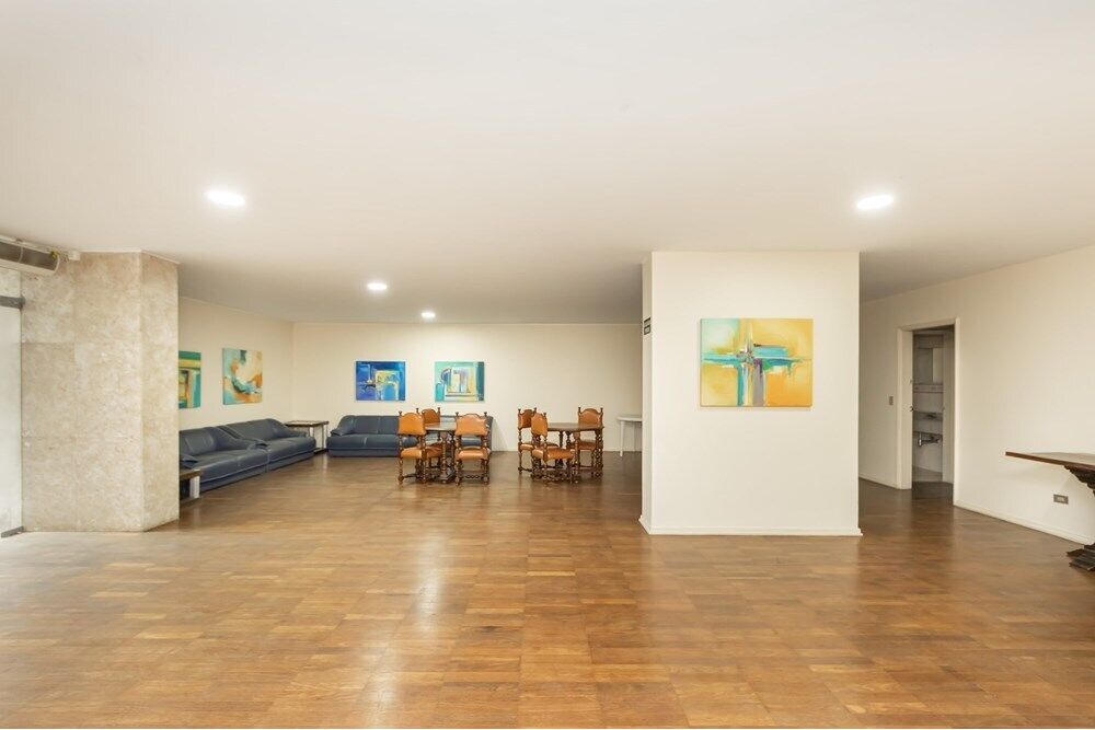 Apartamento, 3 quartos, 130 m² - Foto 2