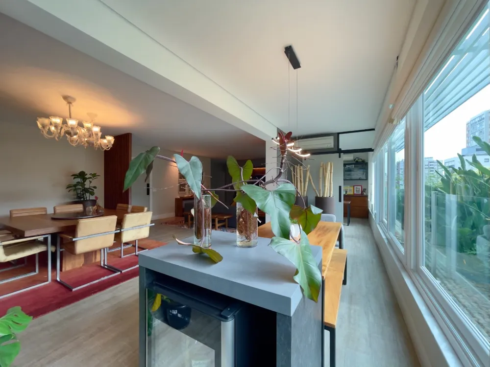 Apartamento, 4 quartos, 253 m² - Foto 1