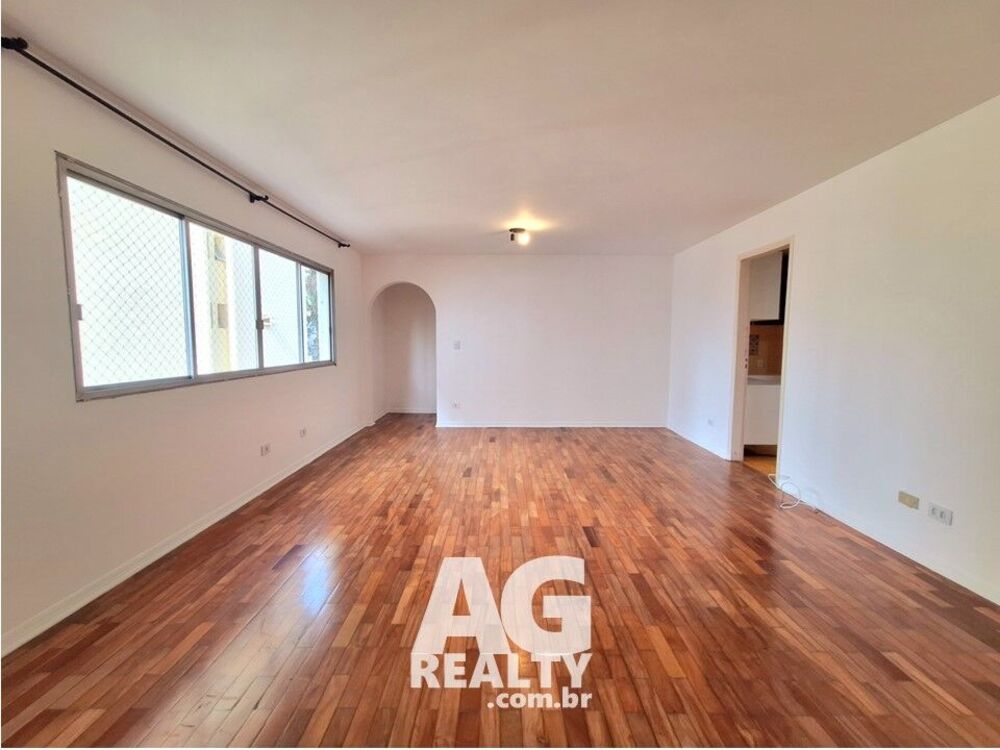 Apartamento para alugar com 2 quartos, 100m² - Foto 2
